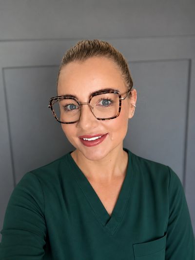 MEET YOUR PRACTITIONER

Kirsty Davies
Registered Nurse & Aesthetics Practitioner
