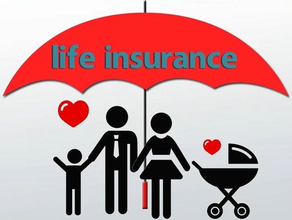 Red umbrella labeled life insurance covers a family with two children and hearts.