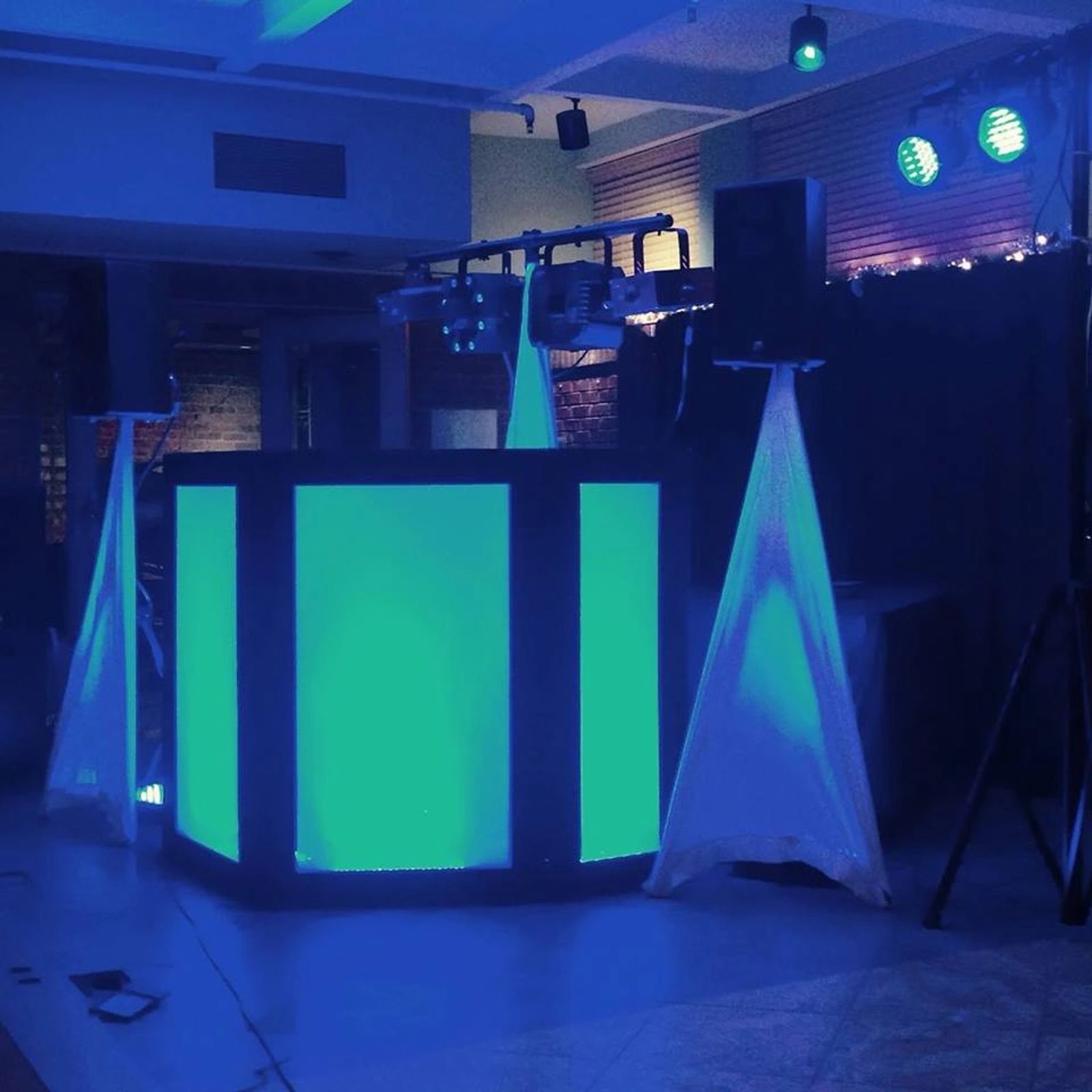 Custom Uplighting