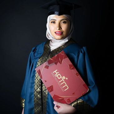 JUBAH KONVO GRADUAN