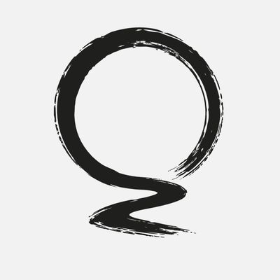 A black Enso circle brushstroke with a trailing zigzag line.
