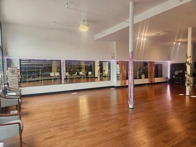 A 1,600 square foot space featuring an open floor plan.