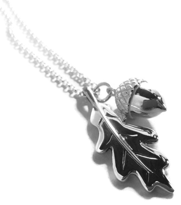 Solid Sterling Silver acorn and oak leaf pendant necklace 