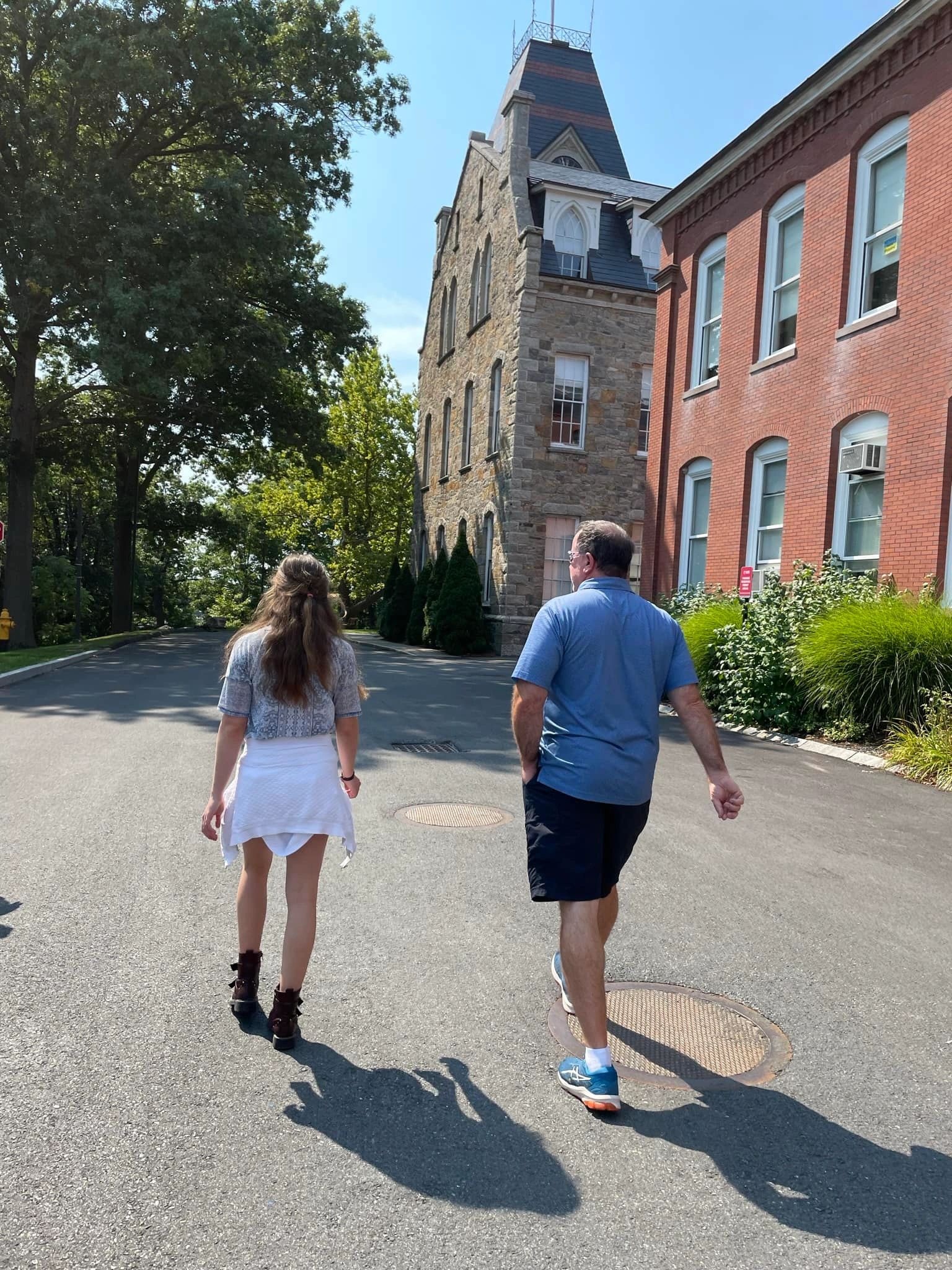 Father and daughter touring Worcester Polytechnic Institute (WPI) in MA.