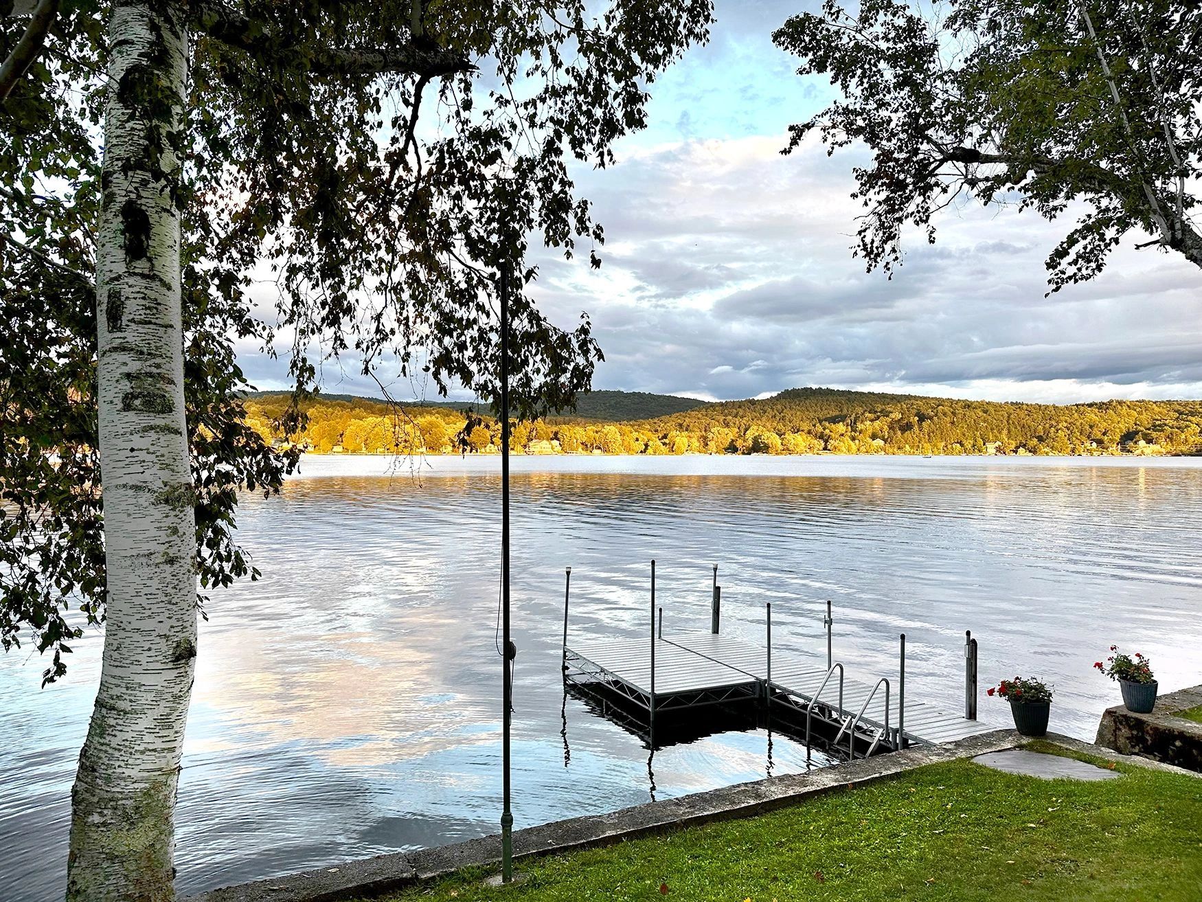 Deer Camp Lake Bomoseen Vacation Rental, Kayaks, Canoe, Paddleboard