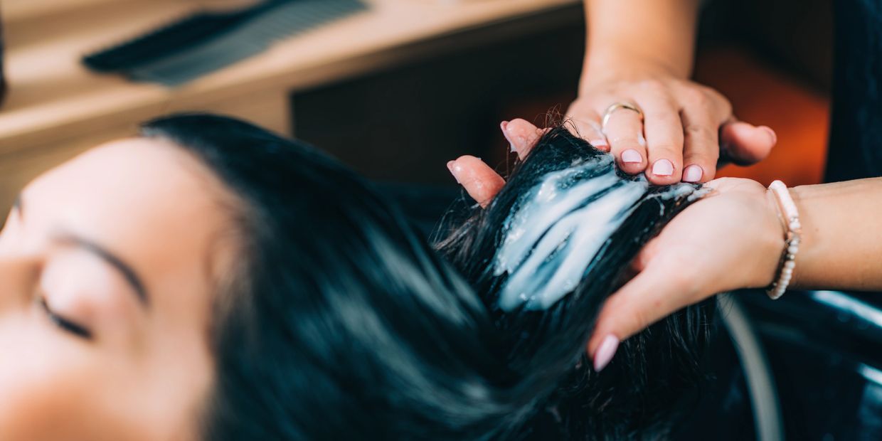 Hair Spa Treatments – Ayurvedic Hot Oil, Avocado, Mud Mask, Anti-Dandruff in Chelsea, London Hair Spa Treatments – Ayurvedic Hot Oil, Avocado, Mud Mask, Anti-Dandruff in Chelsea, London