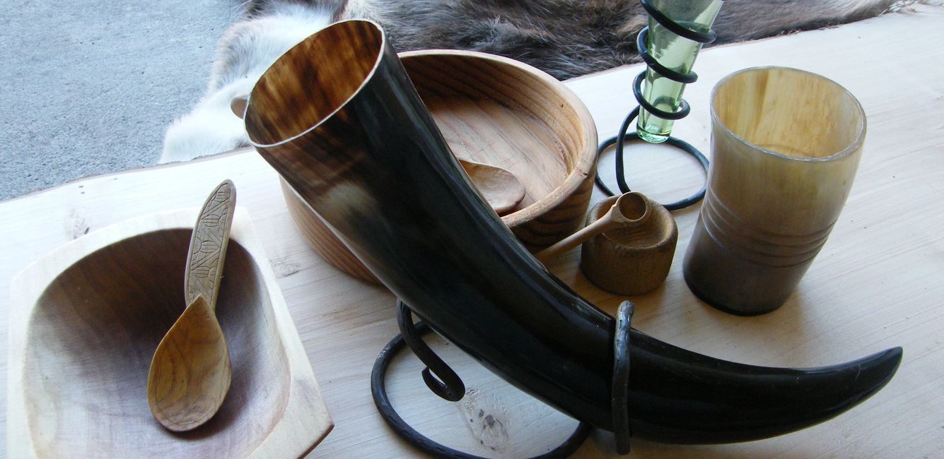 Present Past Historical Crafts - Drinking horn & Cup as part of a banquet set