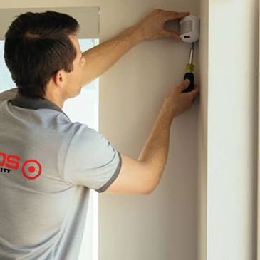 Anti sabotaje en caso de cortes en el suministro de luz, este sistema activará la batería.