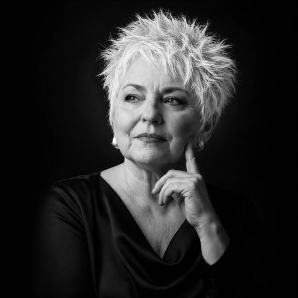 K L Mettille Author & Design