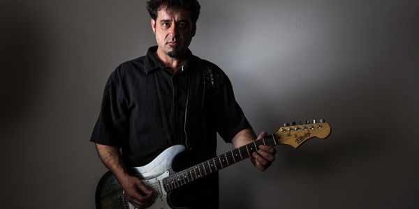 Jason at a photo shoot - Richard Hatch Photograpy