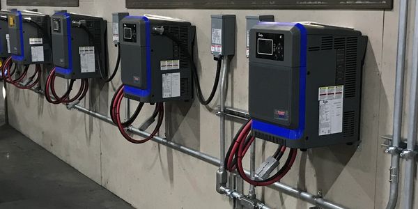 600 volts chargers for battery powered forklifts