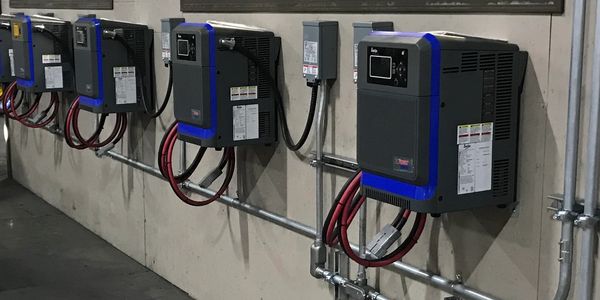 600 volts chargers for battery powered forklifts