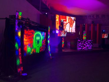 Fiestas temáticas neón 