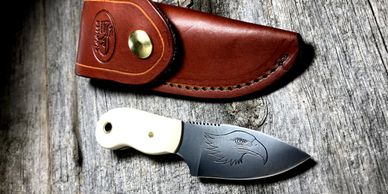 Eagle Head Hammered Steel Fixed Blade