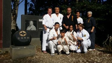 Mas Oyama's shrine showing respect & friendship