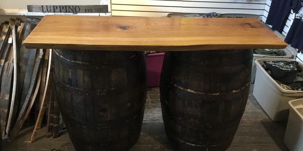 Barrel bars for that perfect wedding or event $100 for up to a 3 day event. 