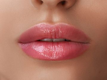 Lip blush 