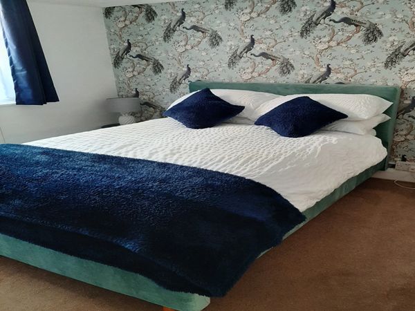 Comfortable Double room at home from home stay Margate bed and breakfast