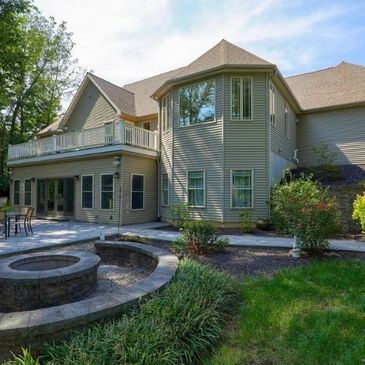 Patio that overlooks theConestoga River.