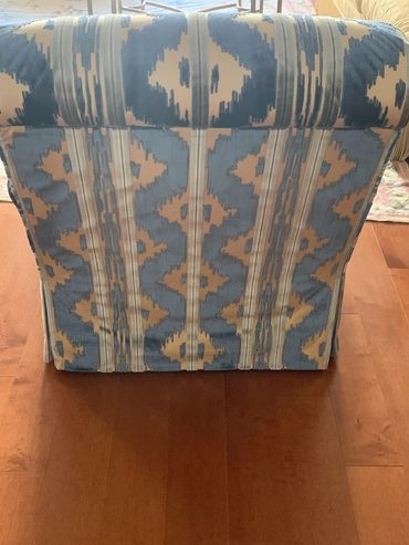 a copy blue color chair backside view 