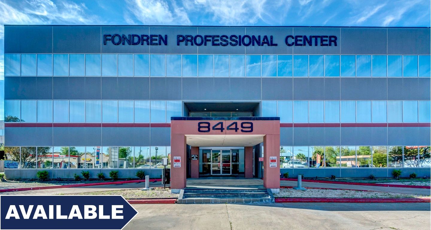 Commercial building for sale