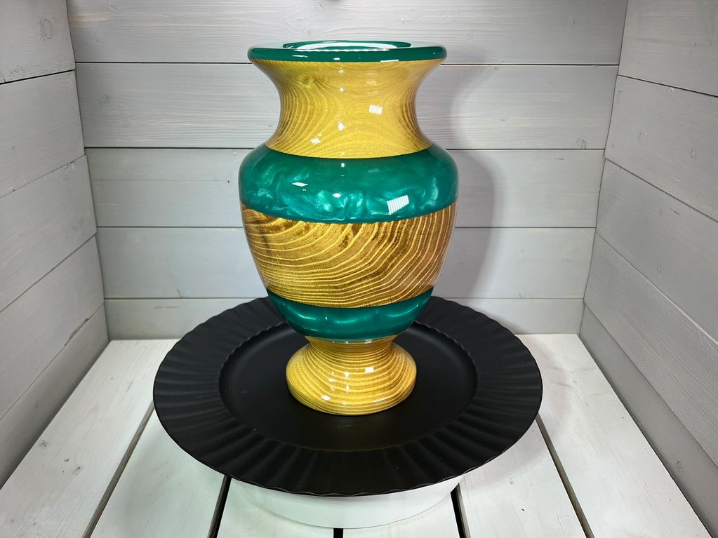 Jungle Green Acacia Vase