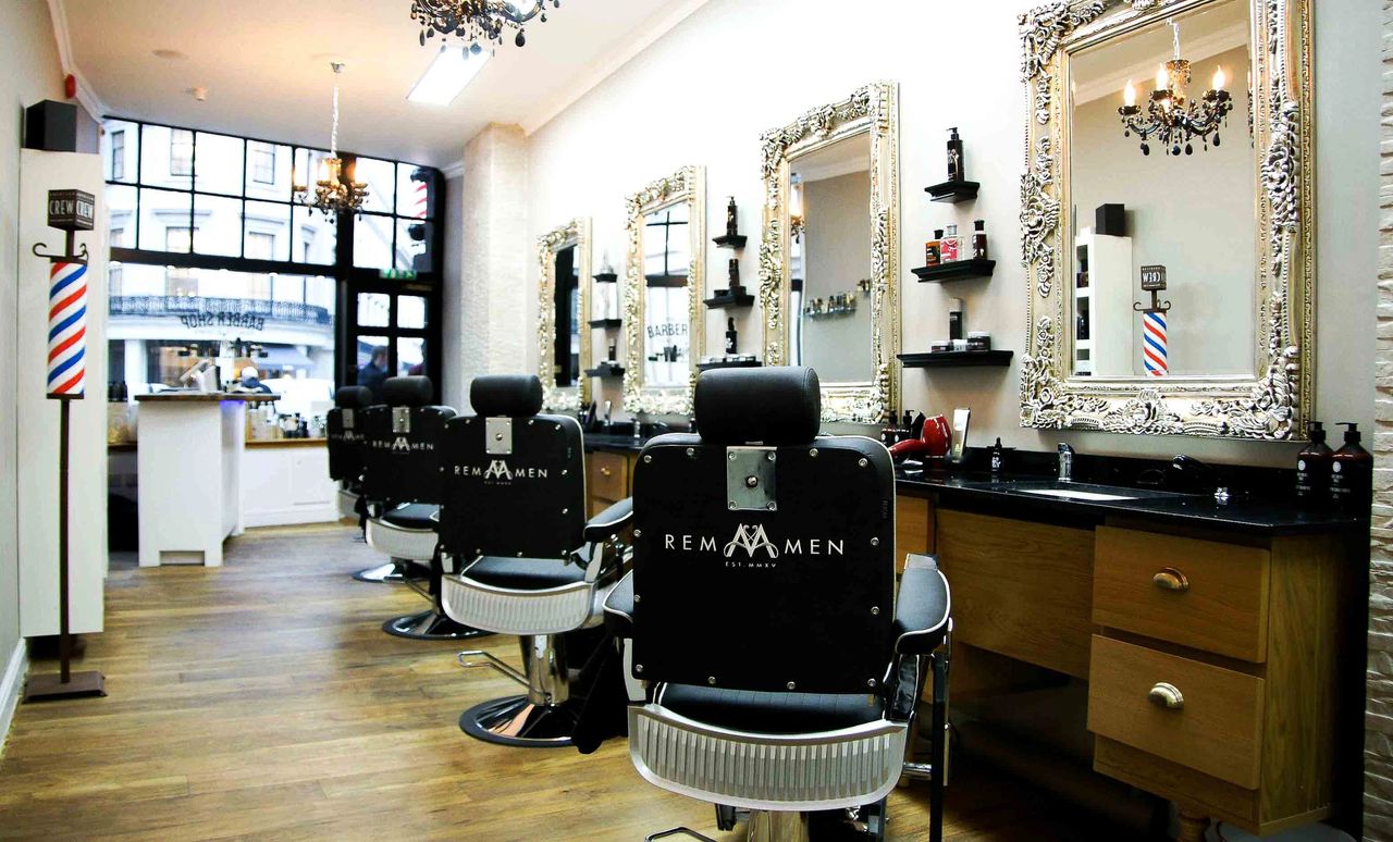 Dizajn interijera brijačnice Inspiring Salons Ltd Dizajn interijera brijačnice Inspiring Salons Ltd
