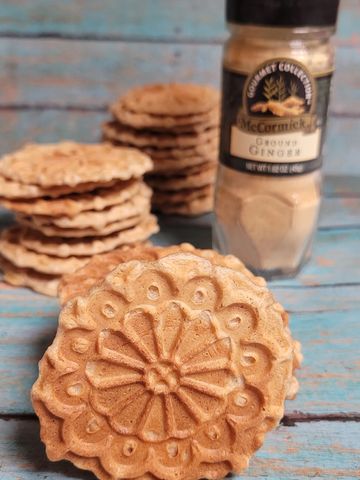 Ginger Bread Pup pizzelle