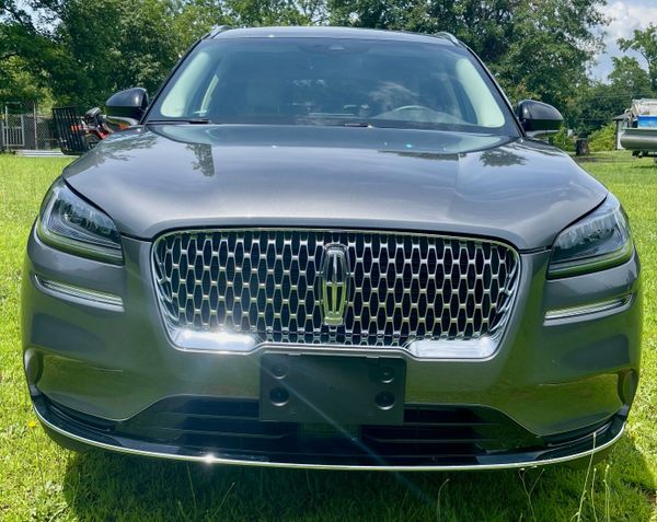 2022 Lincoln Corsair Base's photo