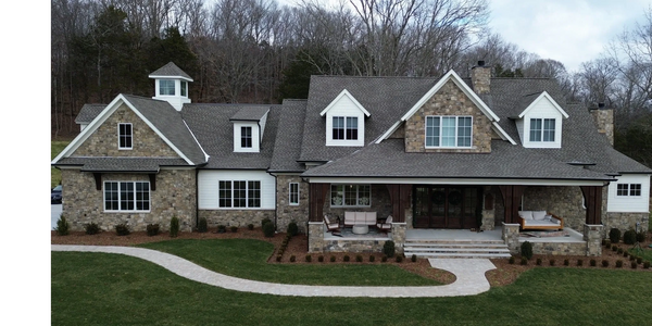 A beautiful custom home built in Sumner County Tennessee.