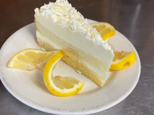 NEW DESSERT ALERT!!!

*Limoncello cake with marscapone 

*Triple chocolate mousse cake with chocolat