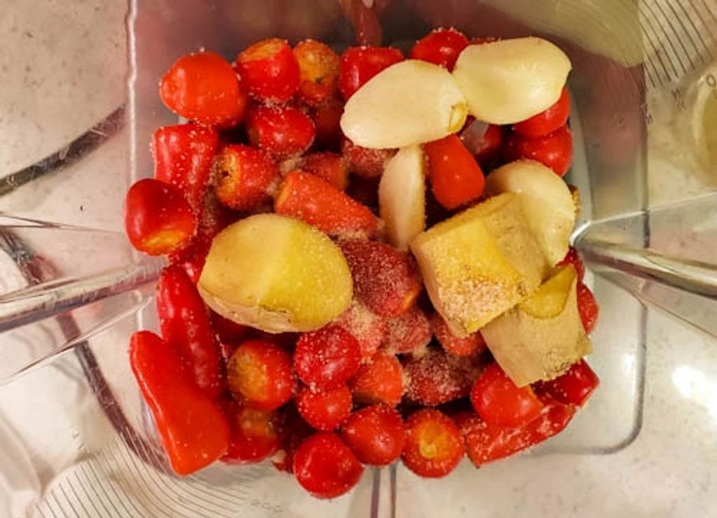 Sriracha ingredients in a blender