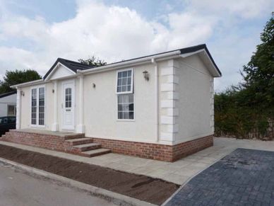 Two bedroom park home for sale in Penwithick, St Austell, Cornwall, PL26