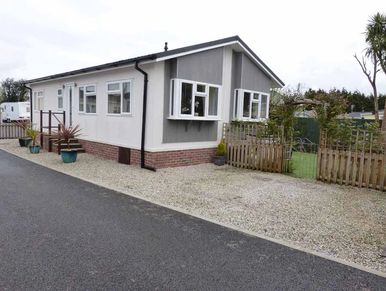 Two bedroom park home for sale in Luxulyan, Bodmin, Cornwall, PL30