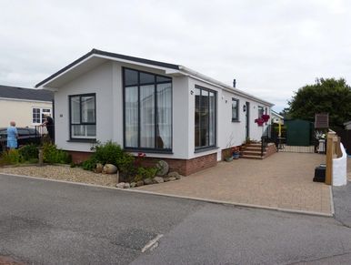 Three bedroom park home for sale in Truro, Cornwall, TR1