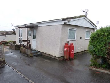 Two bedroom park home for sale in St Austell, Cornwall, PL25
