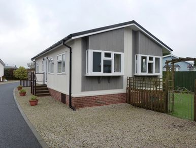 Two bedroom park home for sale in Luxulyan, Bodmin, Cornwall, PL30