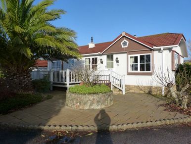 Two bedroom park home for sale in Sticker, St Austell, Cornwall, PL26