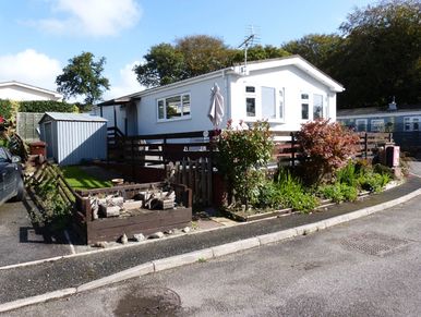 Two bedroom park home for sale in St Austell, Cornwall, PL26