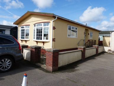 Two bedroom park home for sale in Camborne, Cornwall, TR14