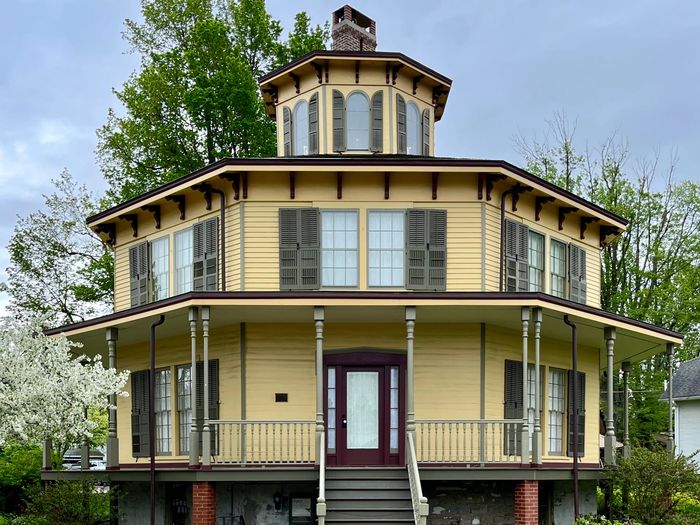 Rich-Twinn Octagon House museum in Akron NY
