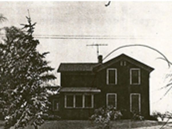 the Ogden-Allen homestead
black and white photograph of a two story house 