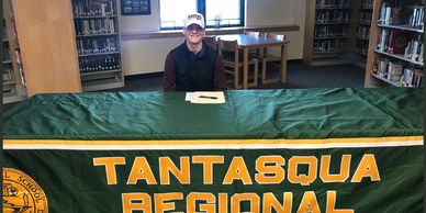 Chip Sosik will attend Franklin Pierce University and play golf for the Ravens Division II team. 