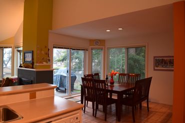 Dinning room as seen from kitchen