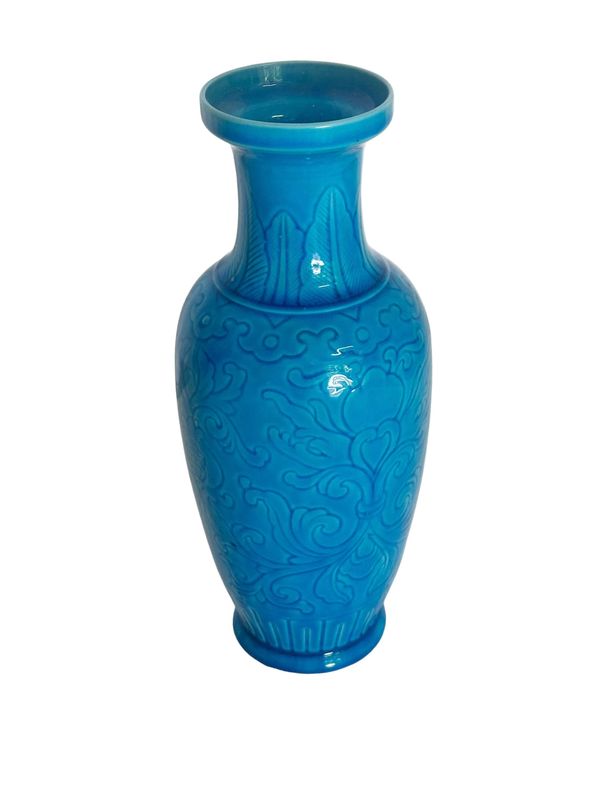 Early 20th Century Chinese Rouleau Shaped Vase