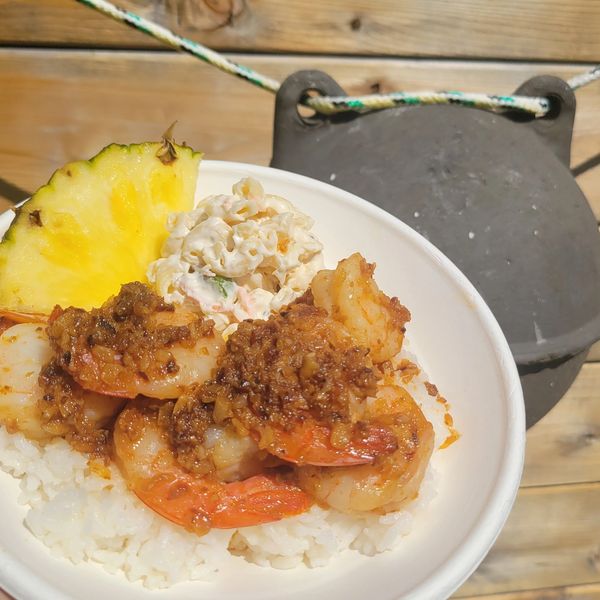 The best Hawaiian style garlic shrimp in St. Louis, MO.