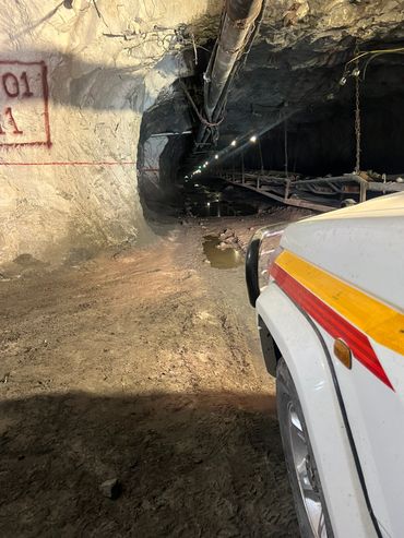 Travelling underground to measure flow, pressure and electrical consumption of a technology on site