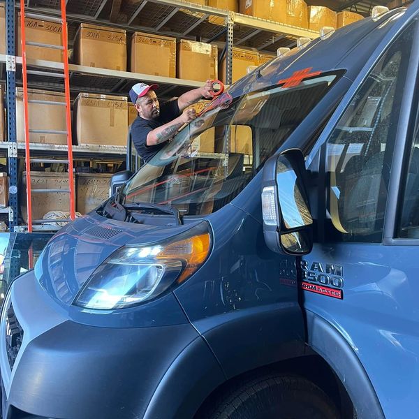 Kia Seltos Windshield Repair And Replacement Chicago