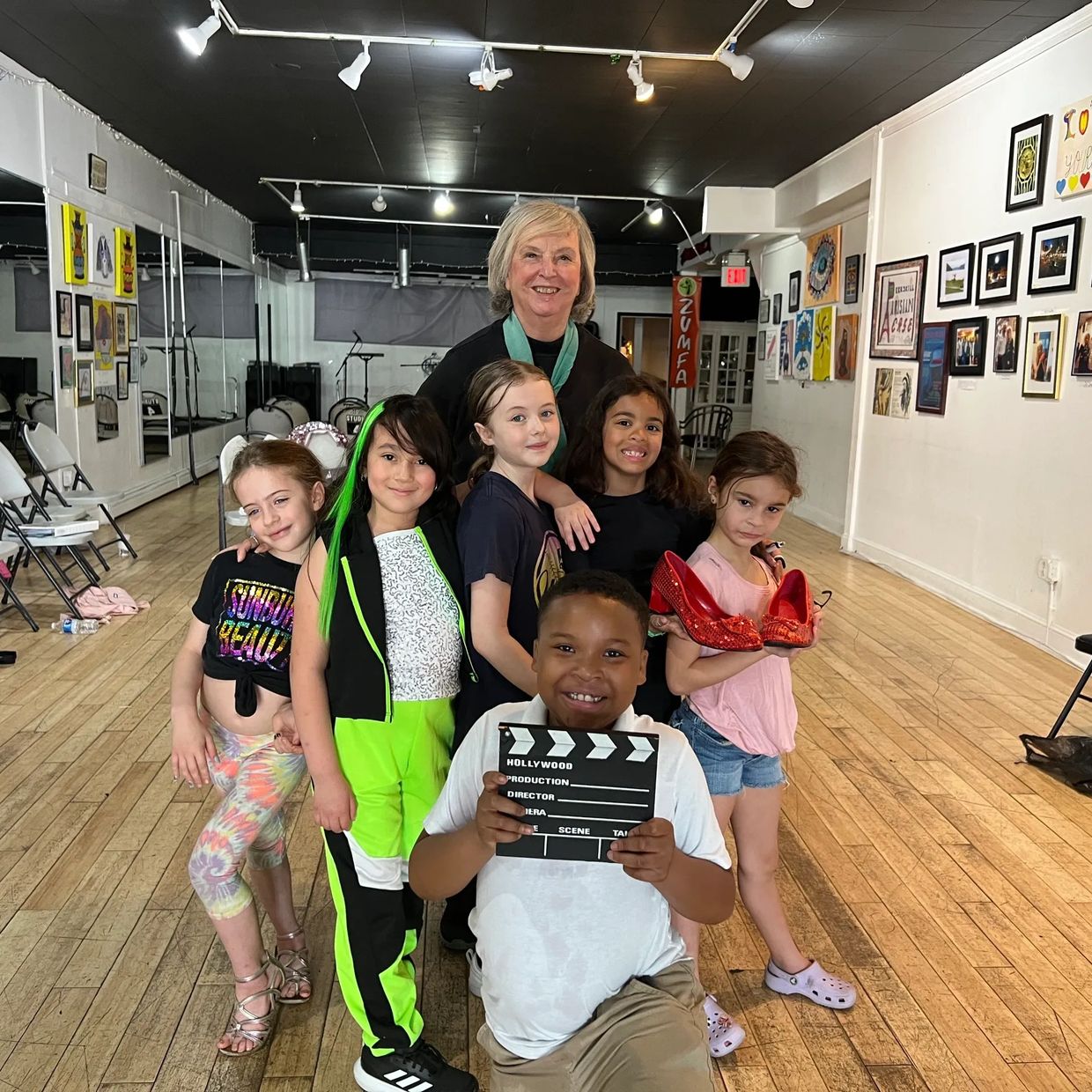 A woman and children Looking on the camera
