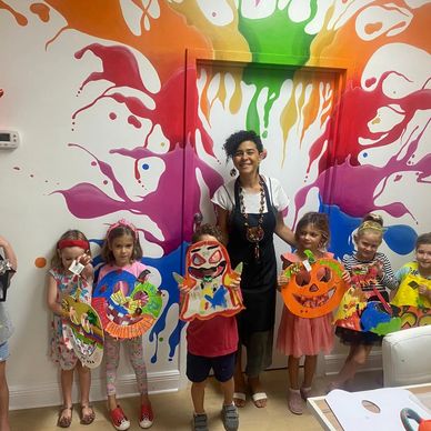 Paint n sip art workshop
Group art workshop
Art fun night 
Painting workshop for adults 